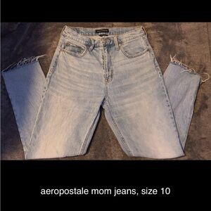 Aeropostale Mom Jeans with no holes